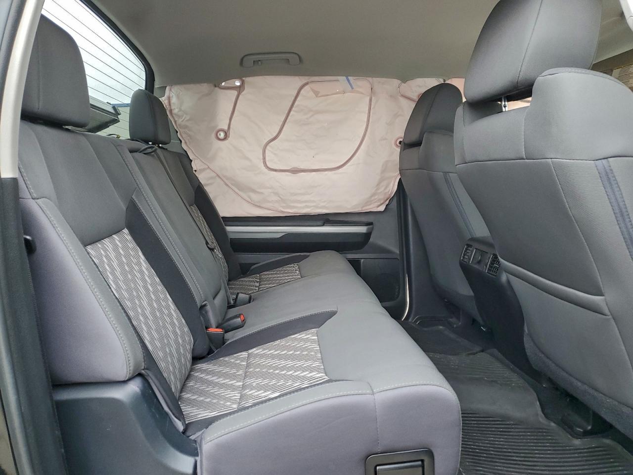 2018 TOYOTA TUNDRA SR5 photo 10