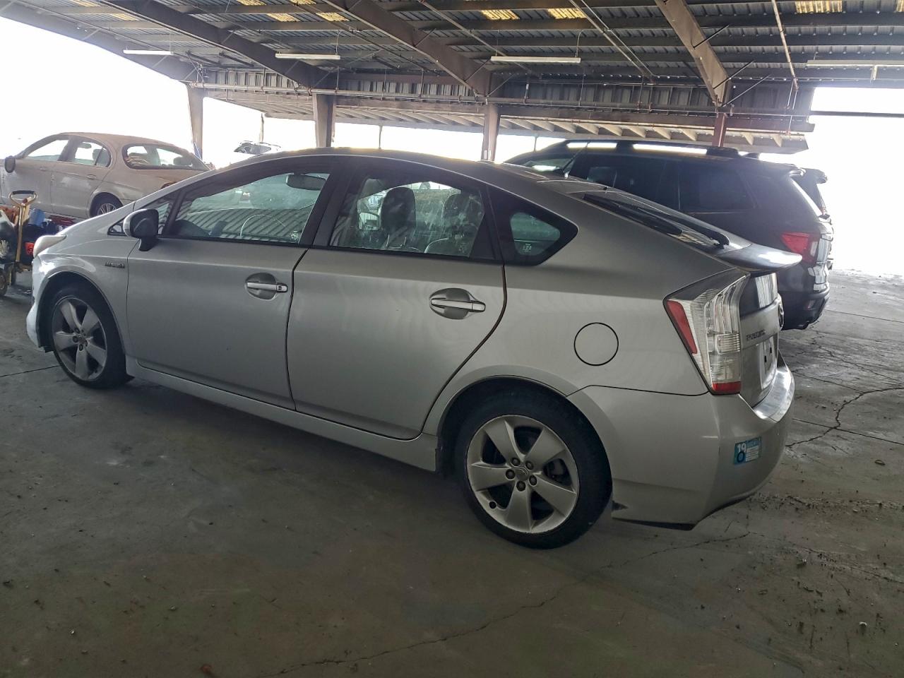 2010 TOYOTA PRIUS photo 2