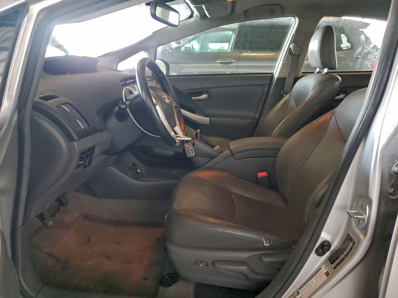 2010 TOYOTA PRIUS photo 7