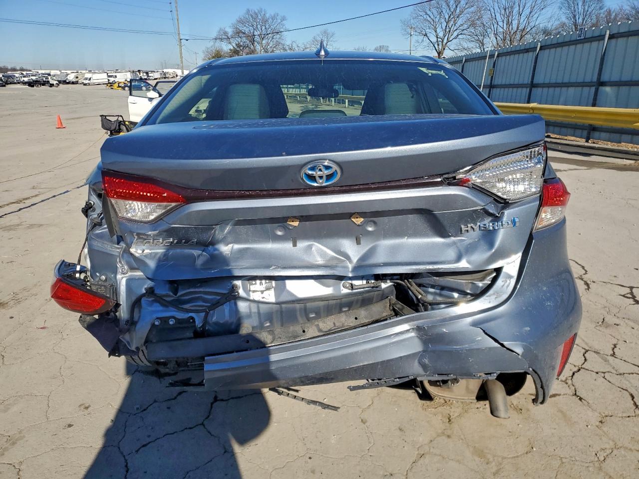 2021 TOYOTA COROLLA LE photo 6