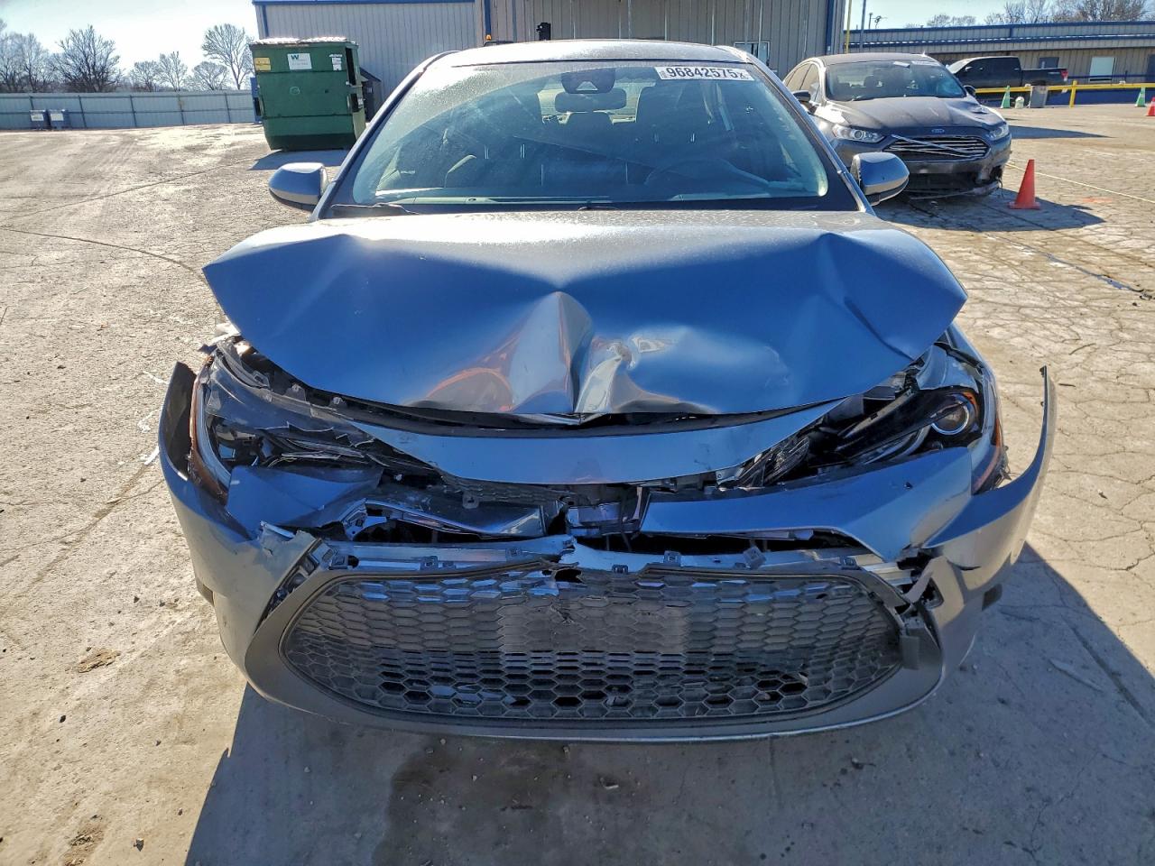 2021 TOYOTA COROLLA LE photo 5