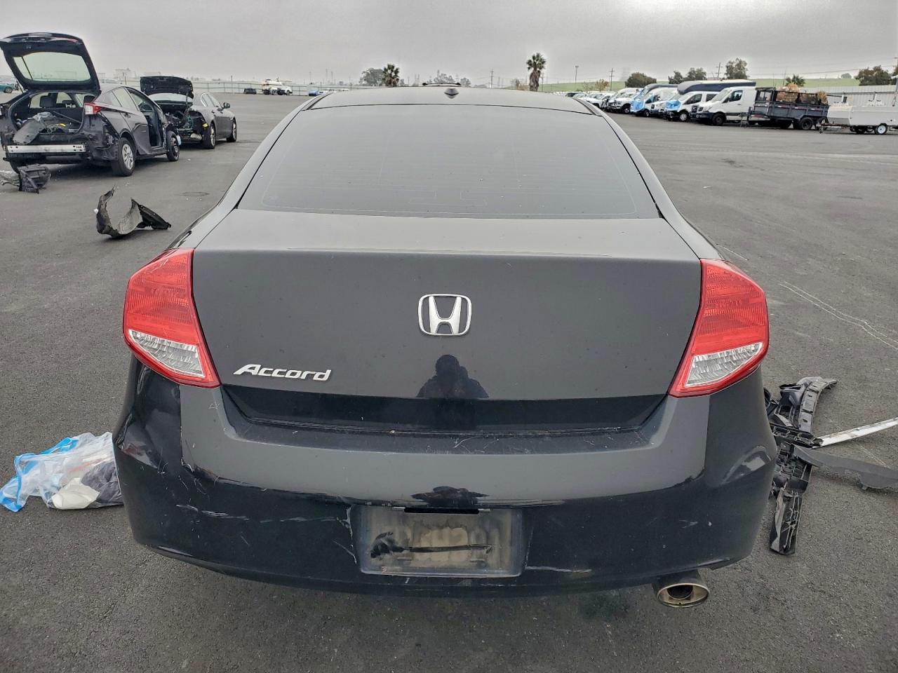 2011 HONDA ACCORD EXL photo 6