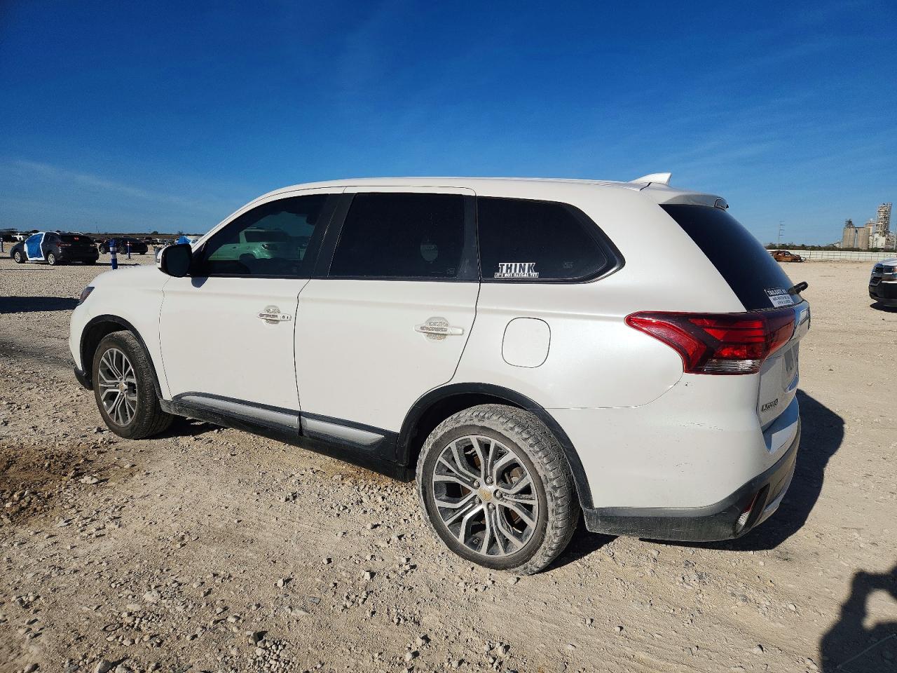 2017 MITSUBISHI OUTLANDER SE photo 2