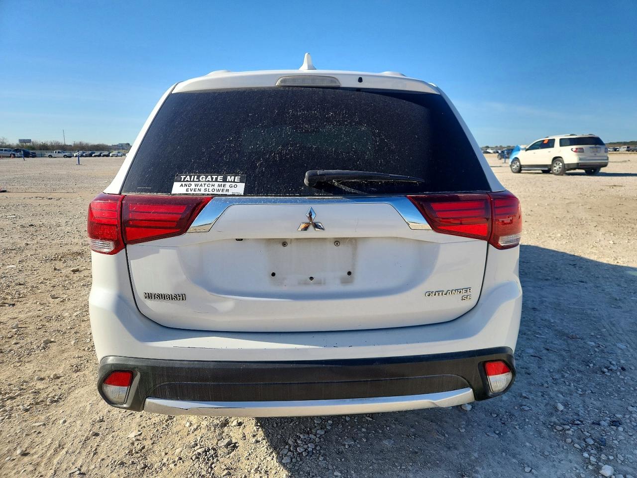 2017 MITSUBISHI OUTLANDER SE photo 6