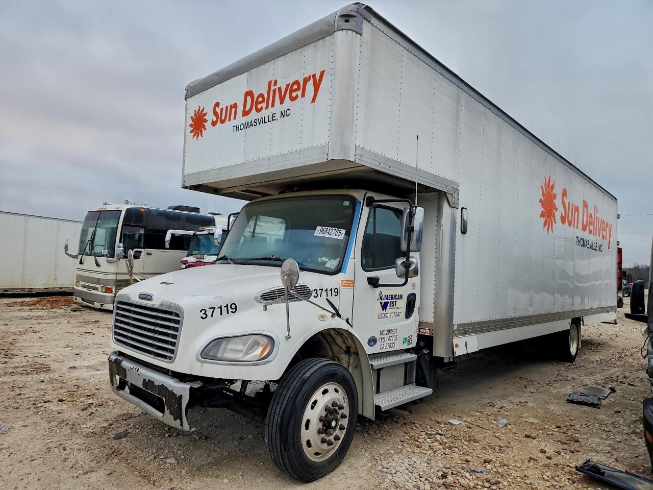 2018 FREIGHTLINER M2