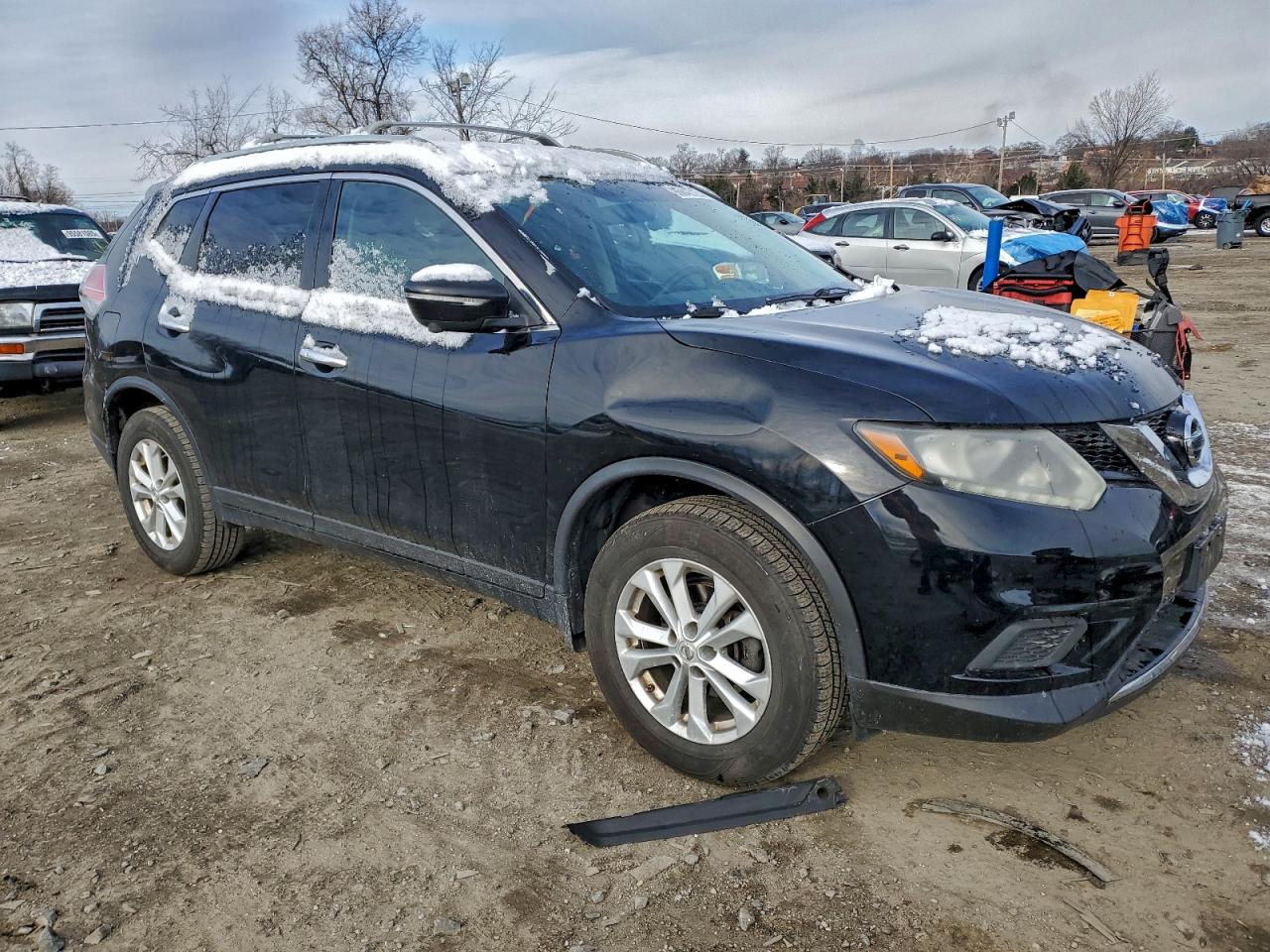 2014 NISSAN ROGUE S photo 4