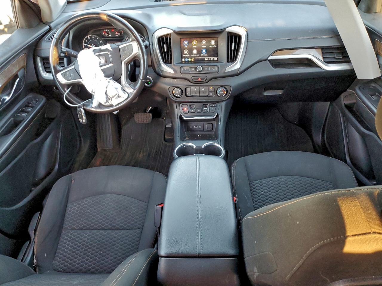 2018 GMC TERRAIN SLE photo 8