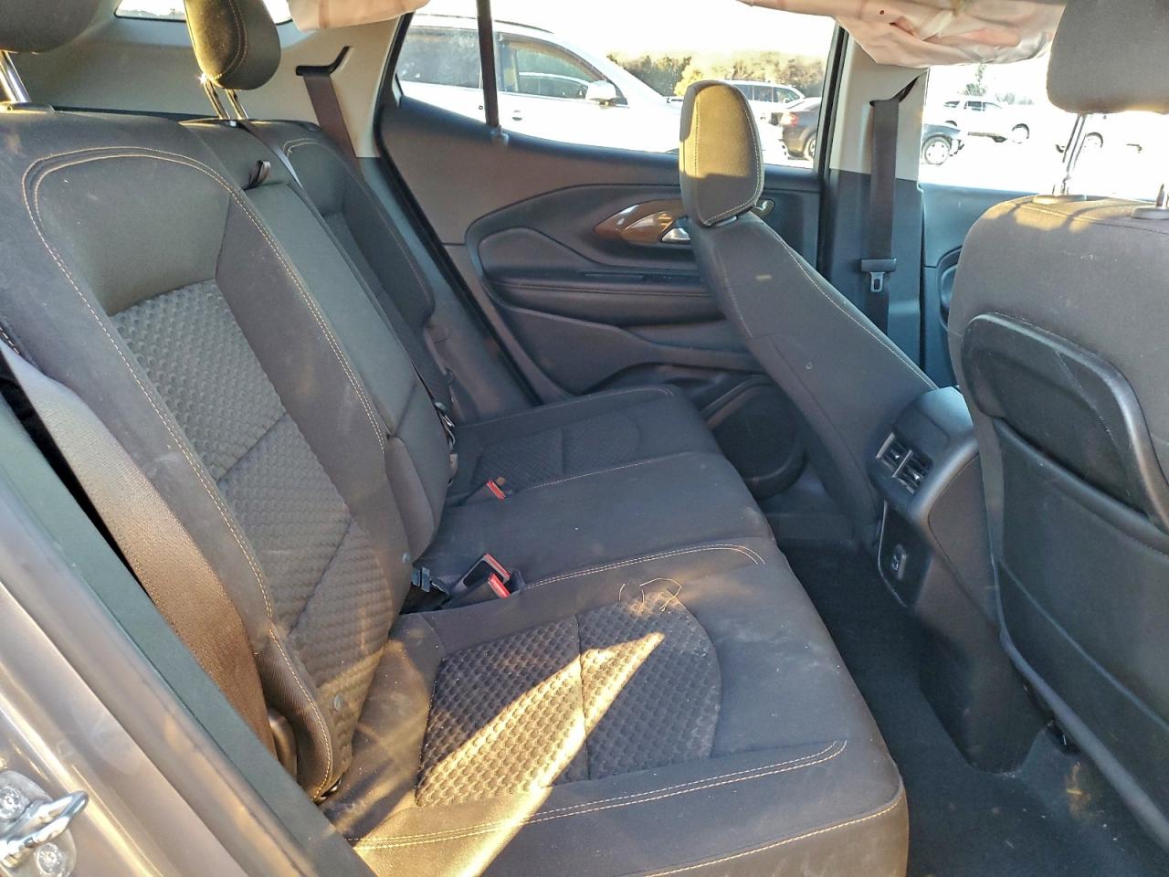 2018 GMC TERRAIN SLE photo 11