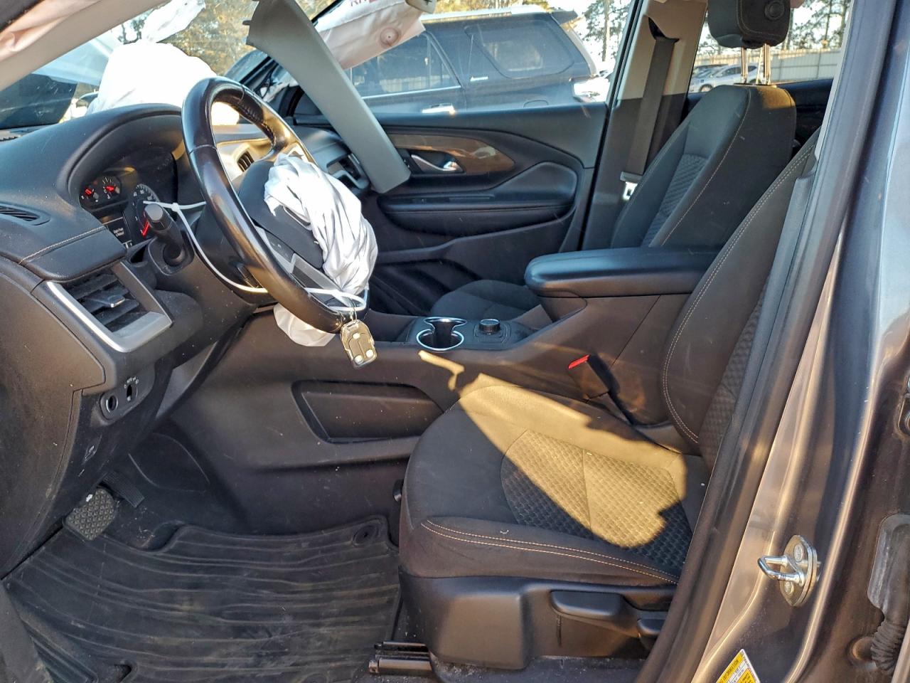 2018 GMC TERRAIN SLE photo 7