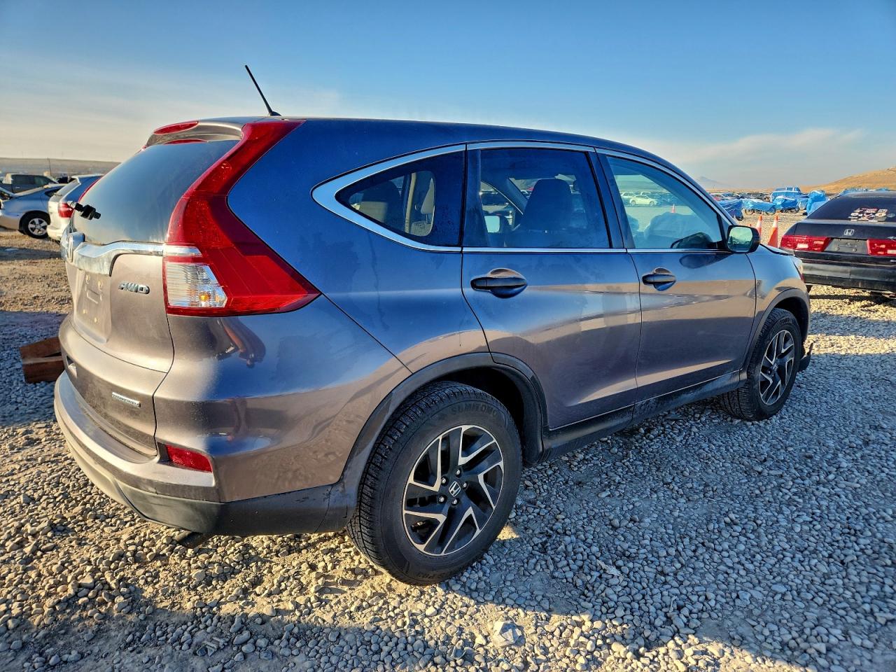 2016 HONDA CR-V SE photo 3