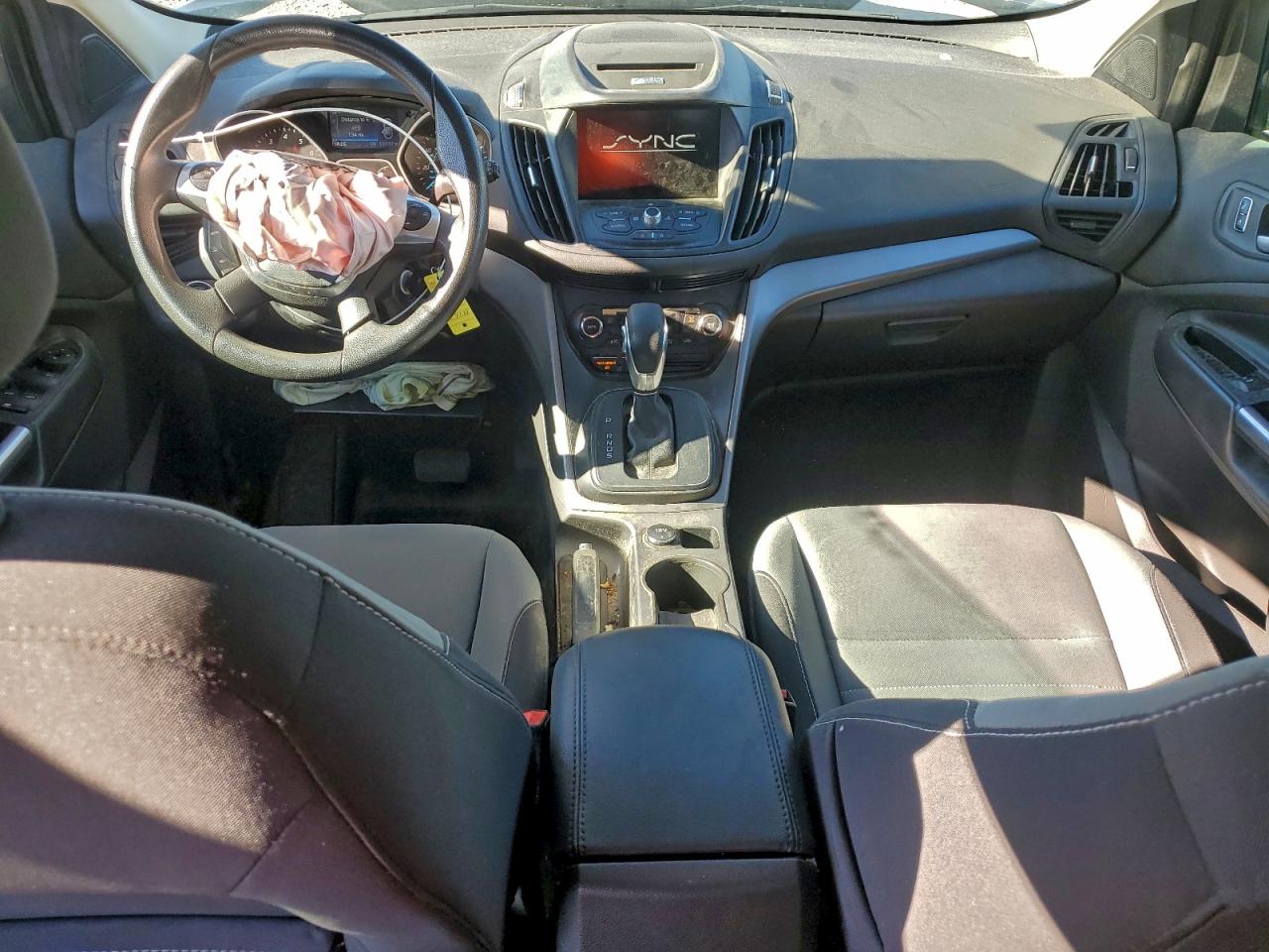 2015 FORD ESCAPE SE photo 8
