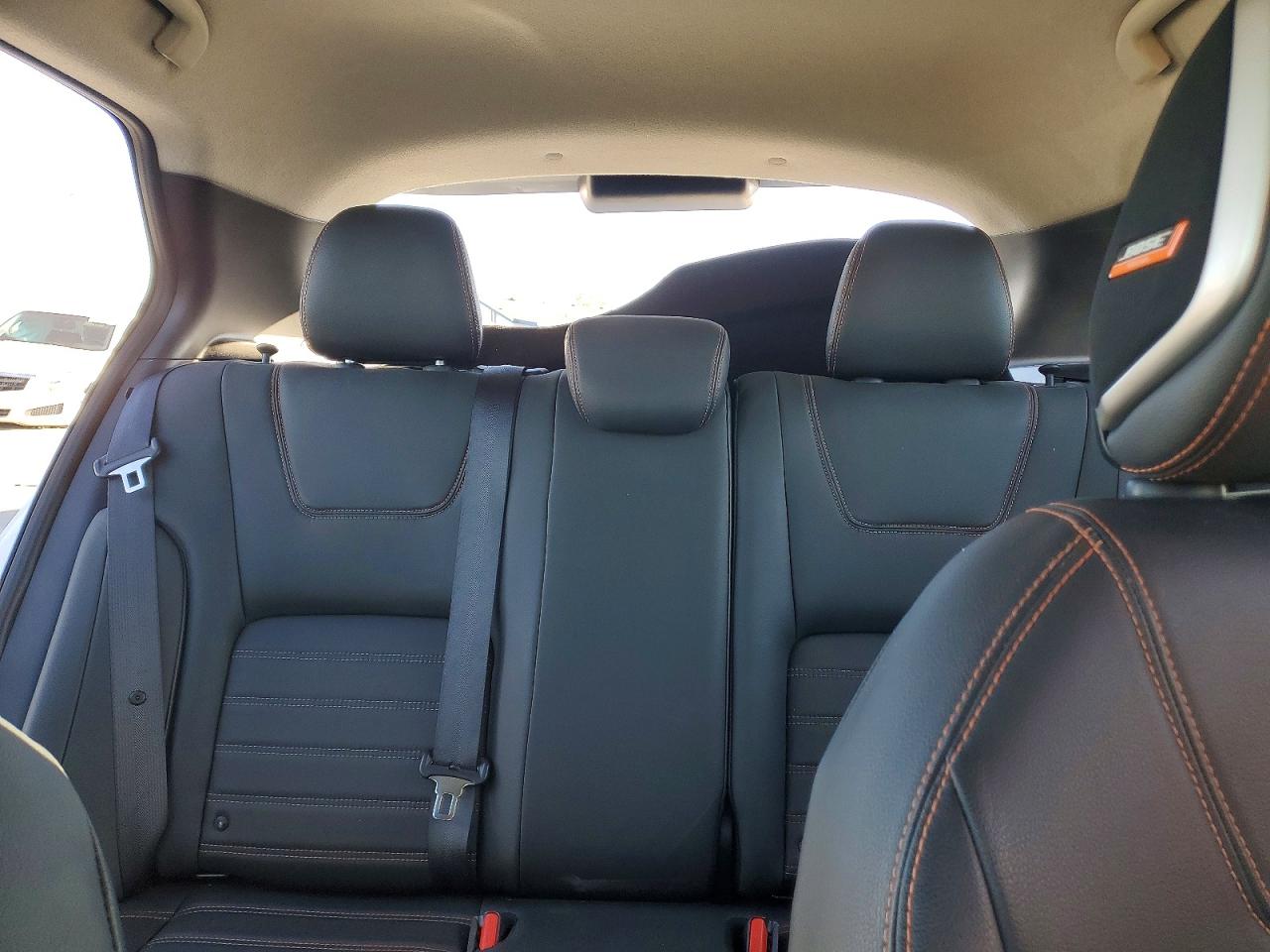 2020 NISSAN KICKS SR photo 10