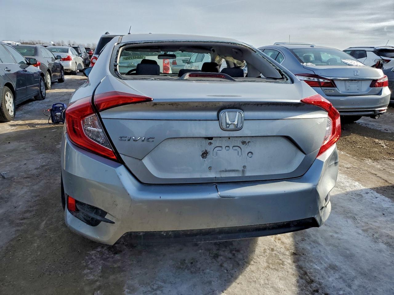 2016 HONDA CIVIC LX photo 6
