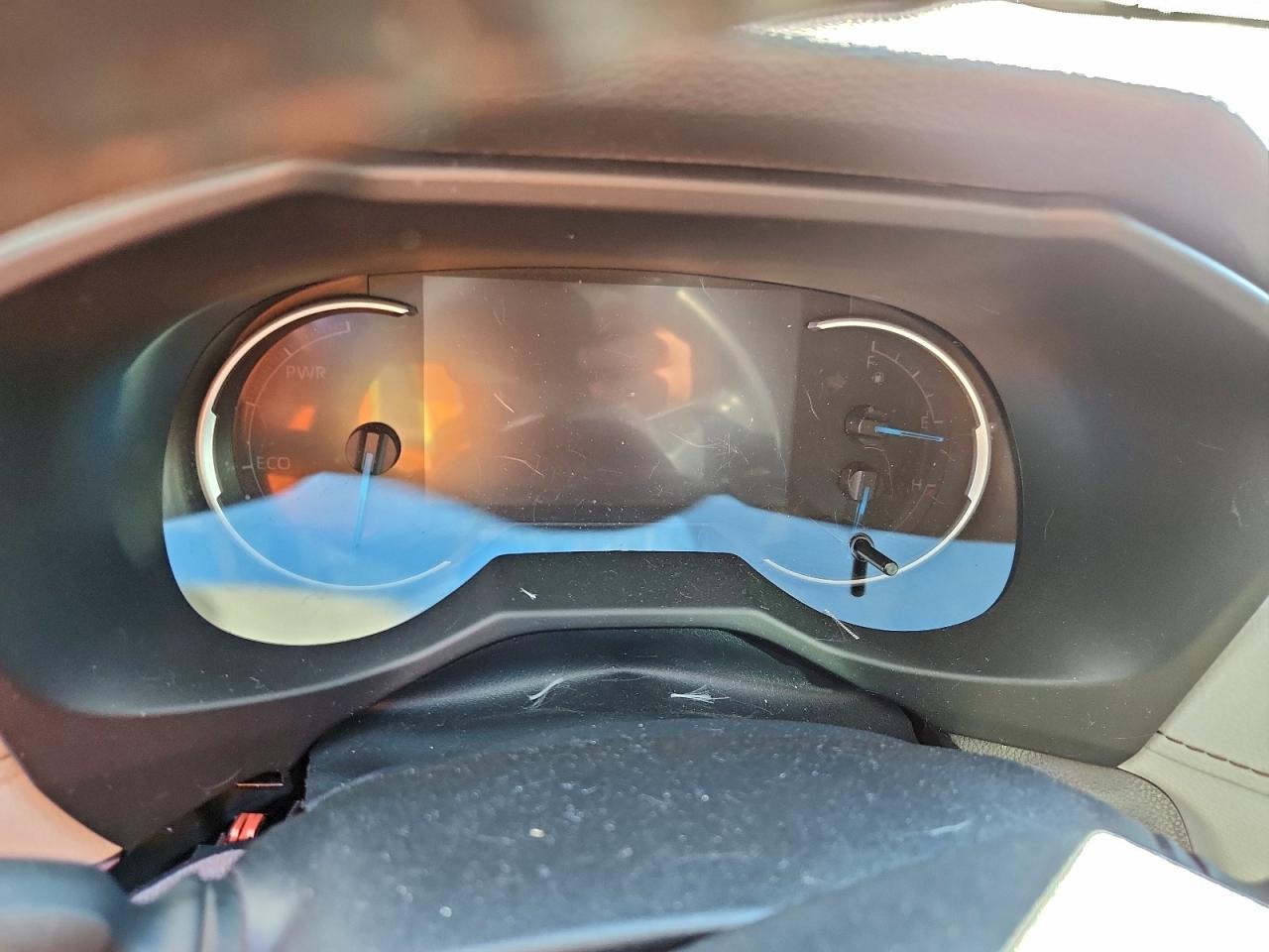 2021 TOYOTA RAV4 LIMITED photo 9