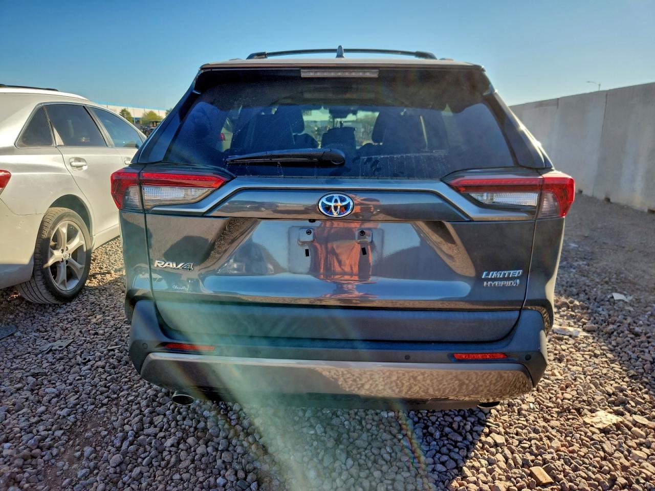 2021 TOYOTA RAV4 LIMITED photo 6