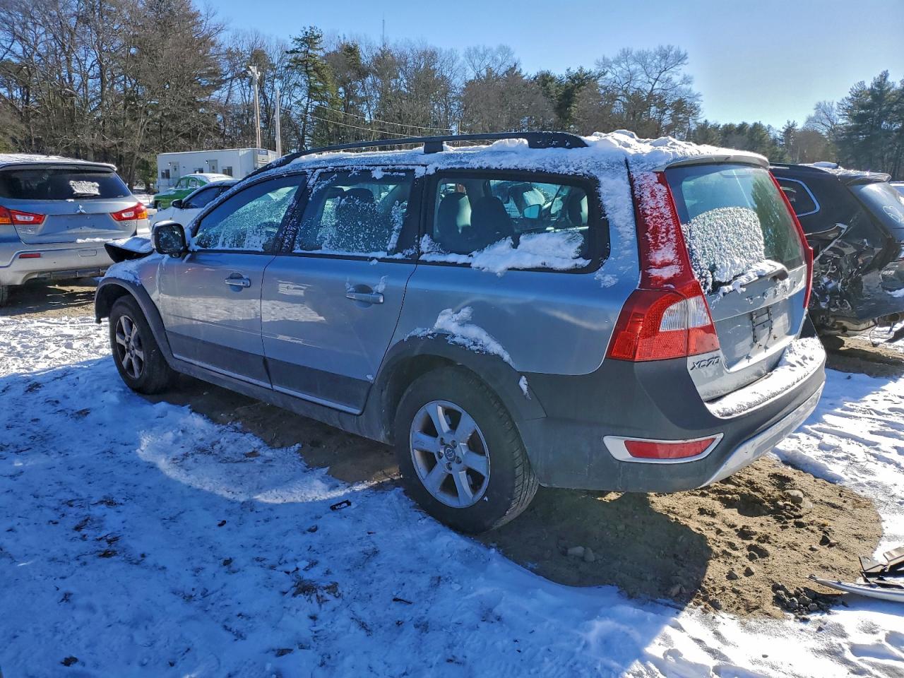 2008 VOLVO XC70 photo 2