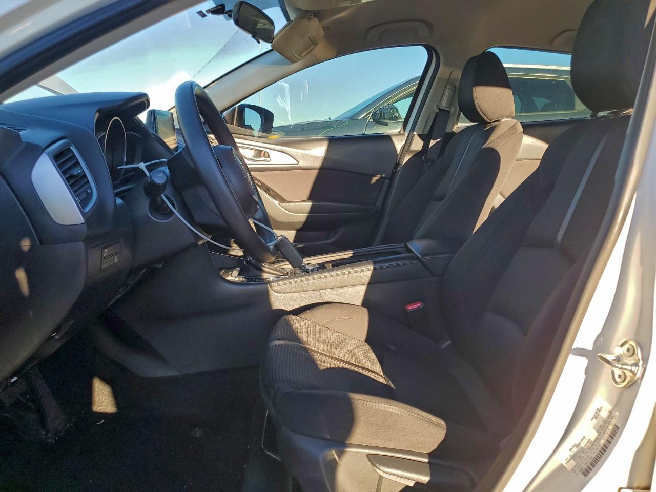 2017 MAZDA 3 SPORT photo 7