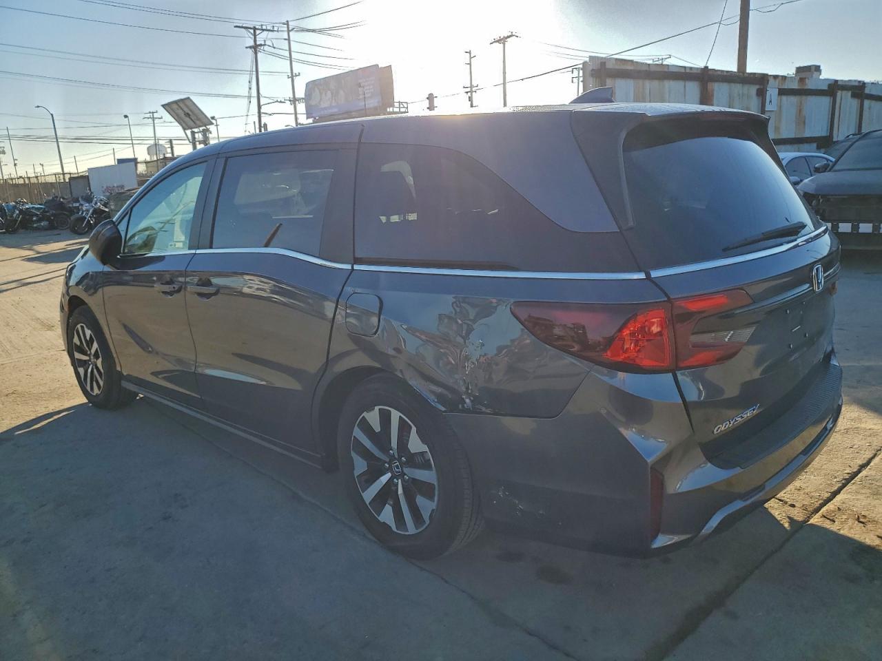 2025 HONDA ODYSSEY EXL photo 2