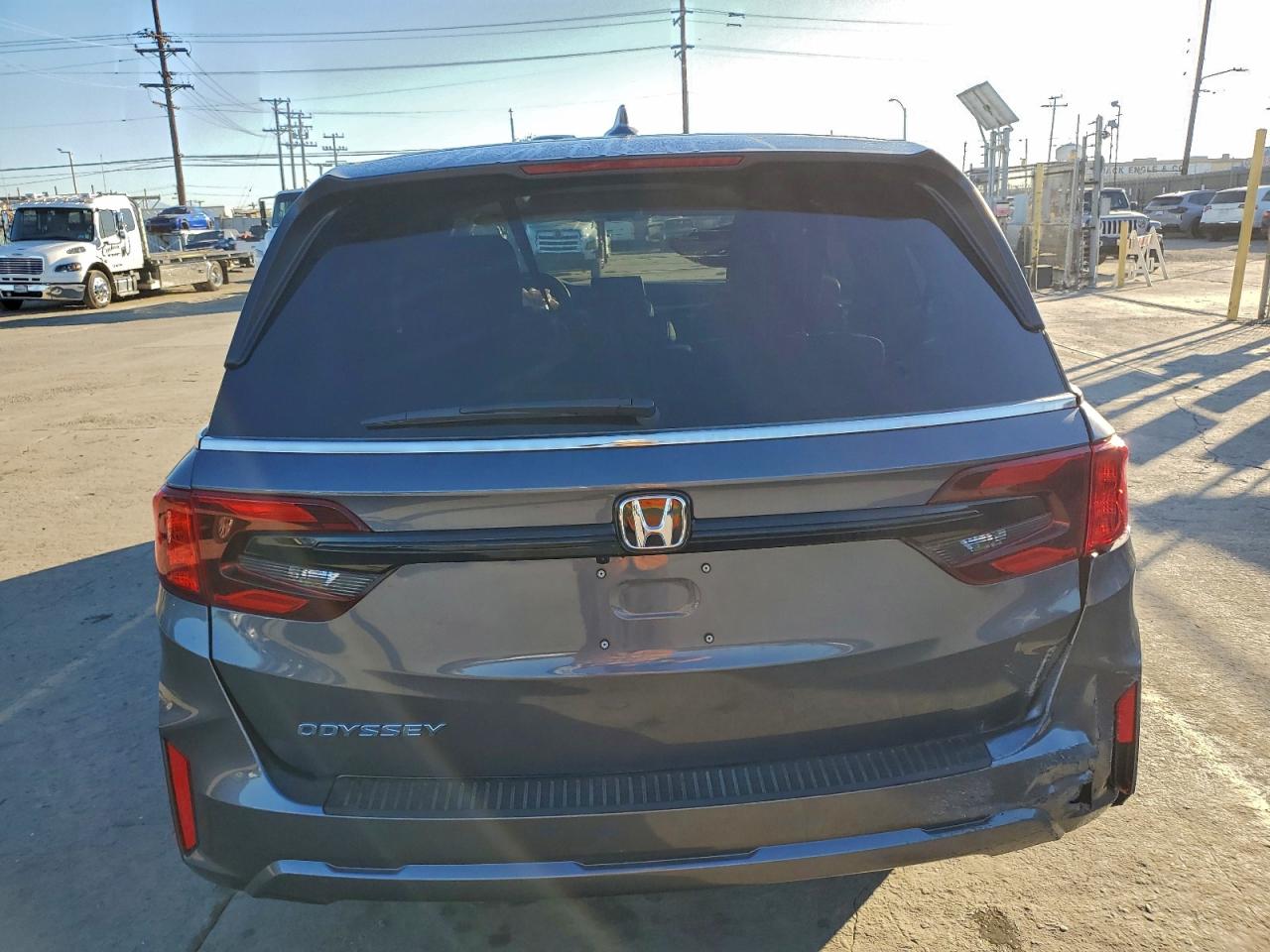 2025 HONDA ODYSSEY EXL photo 6