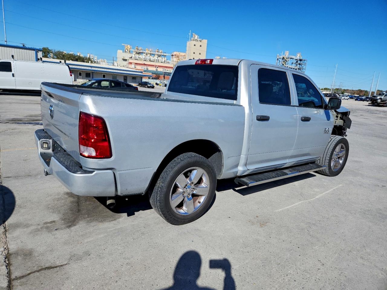 2018 RAM 1500 ST photo 3