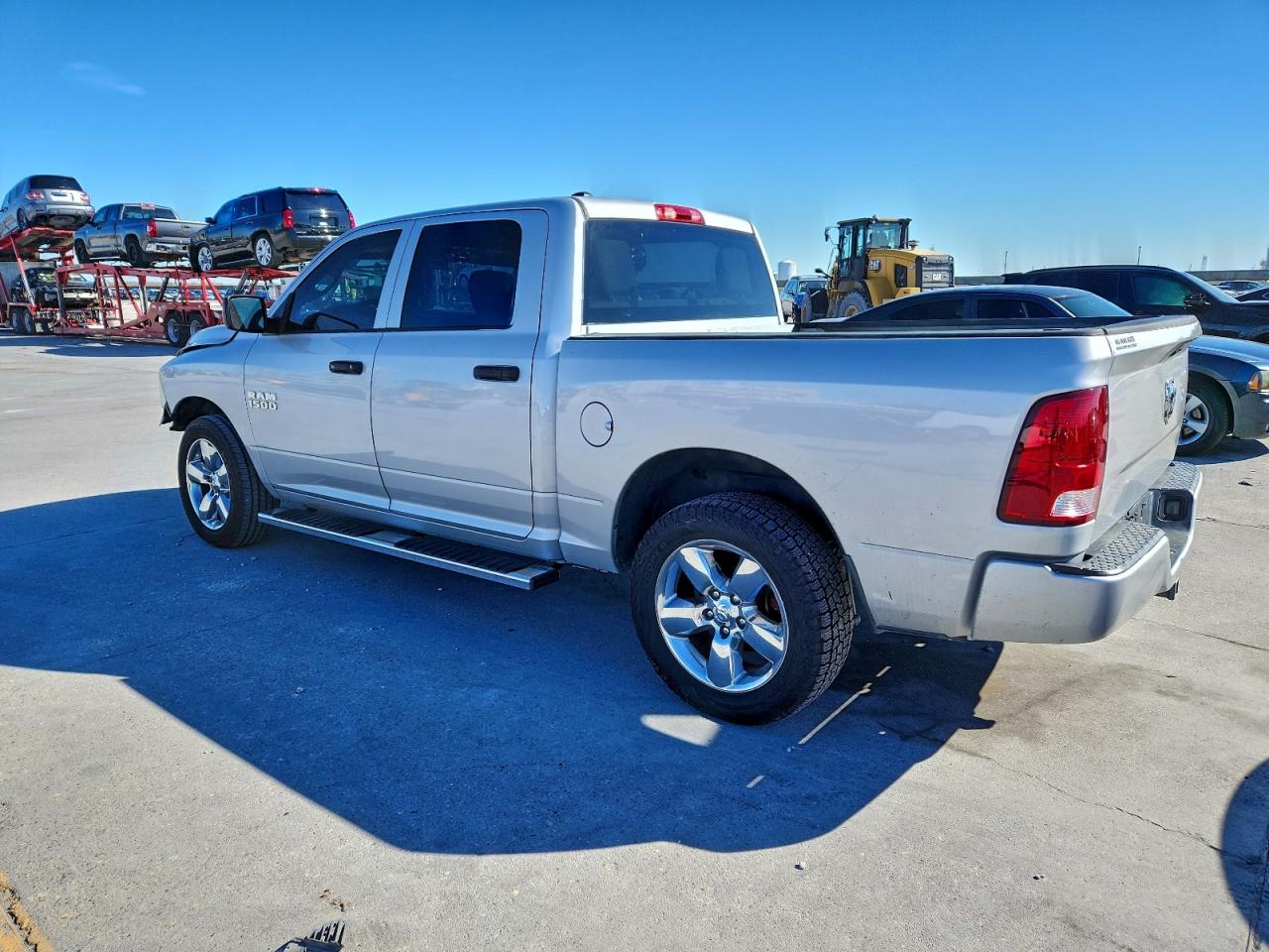 2018 RAM 1500 ST photo 2