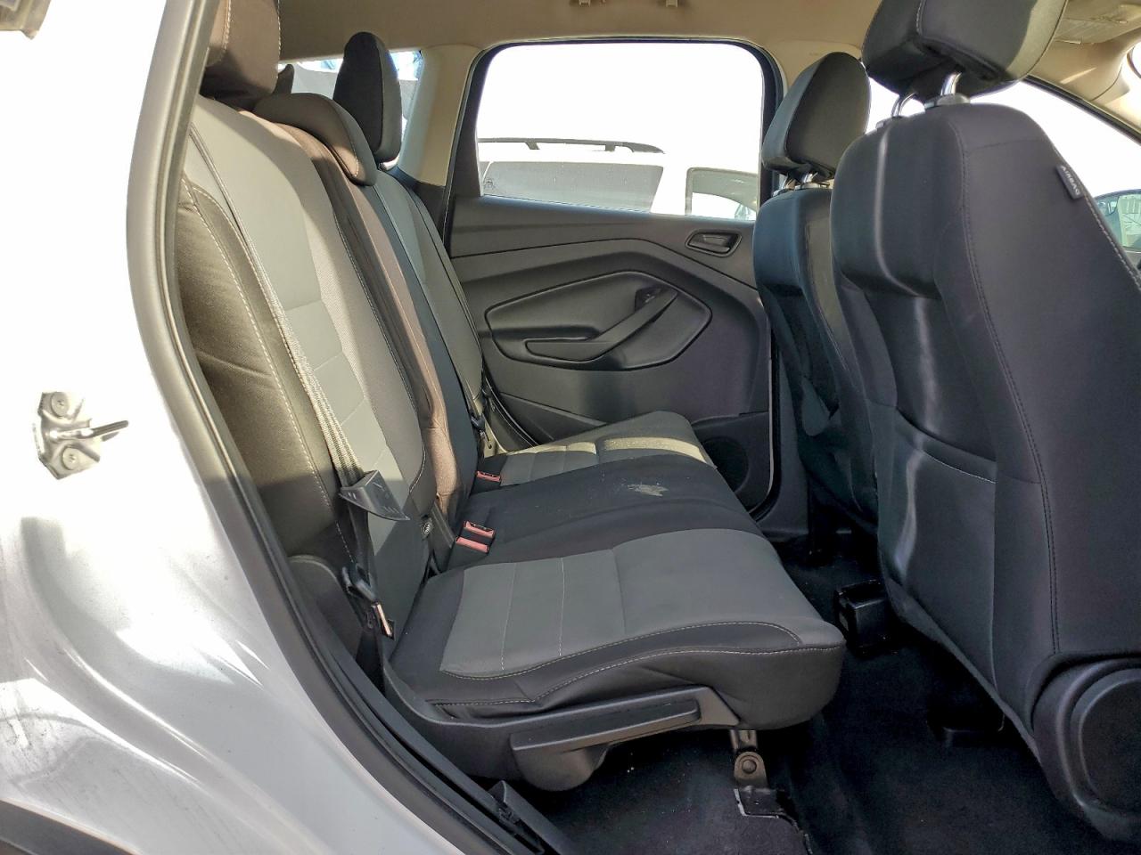 2017 FORD ESCAPE S photo 10