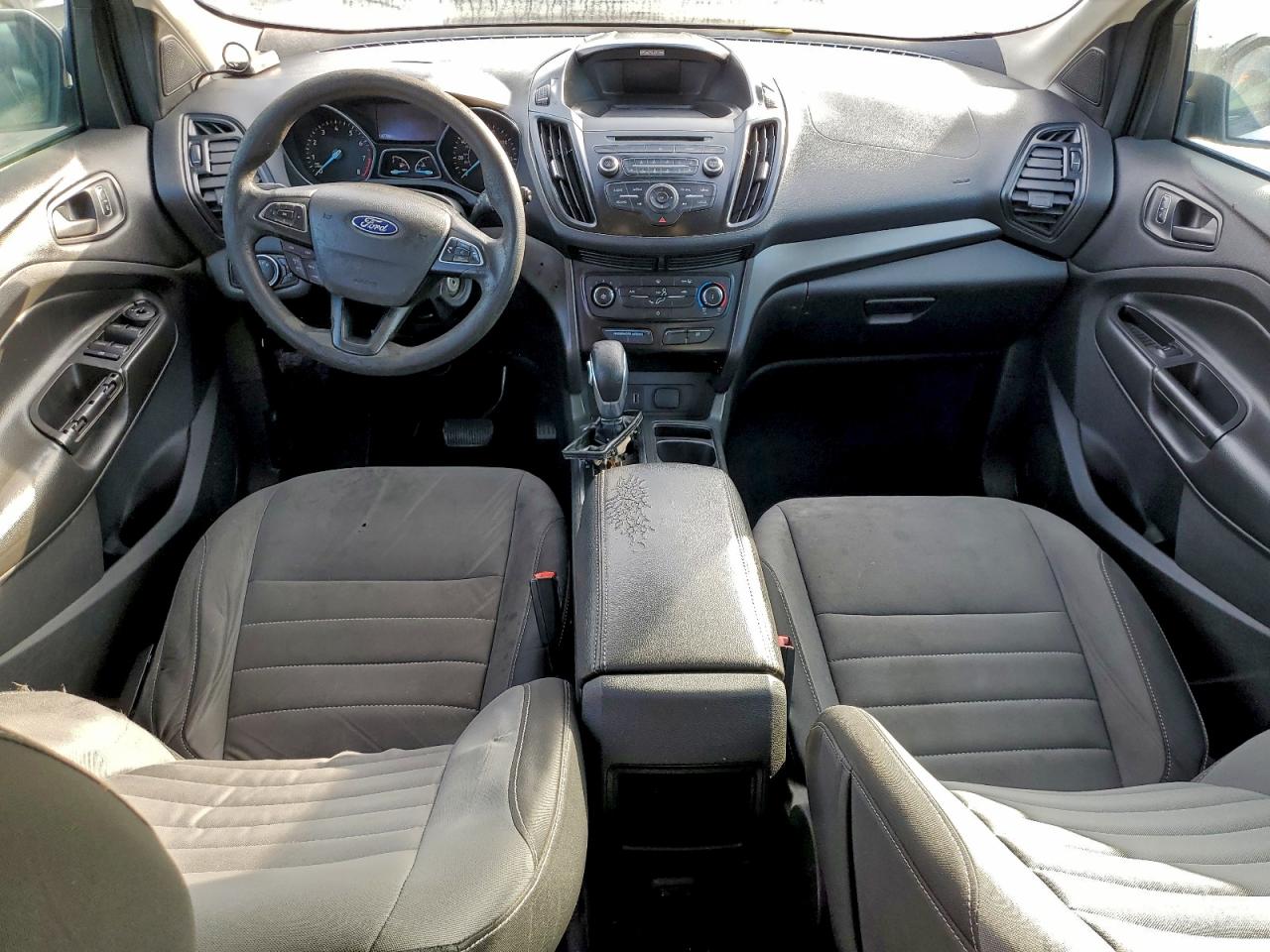 2017 FORD ESCAPE S photo 8