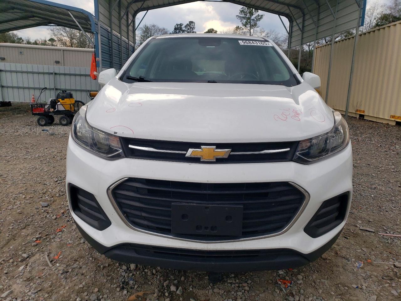 2019 CHEVROLET TRAX LS photo 5
