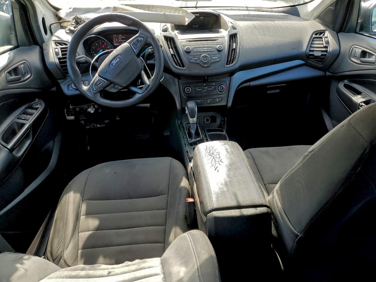 2017 FORD ESCAPE S photo 8