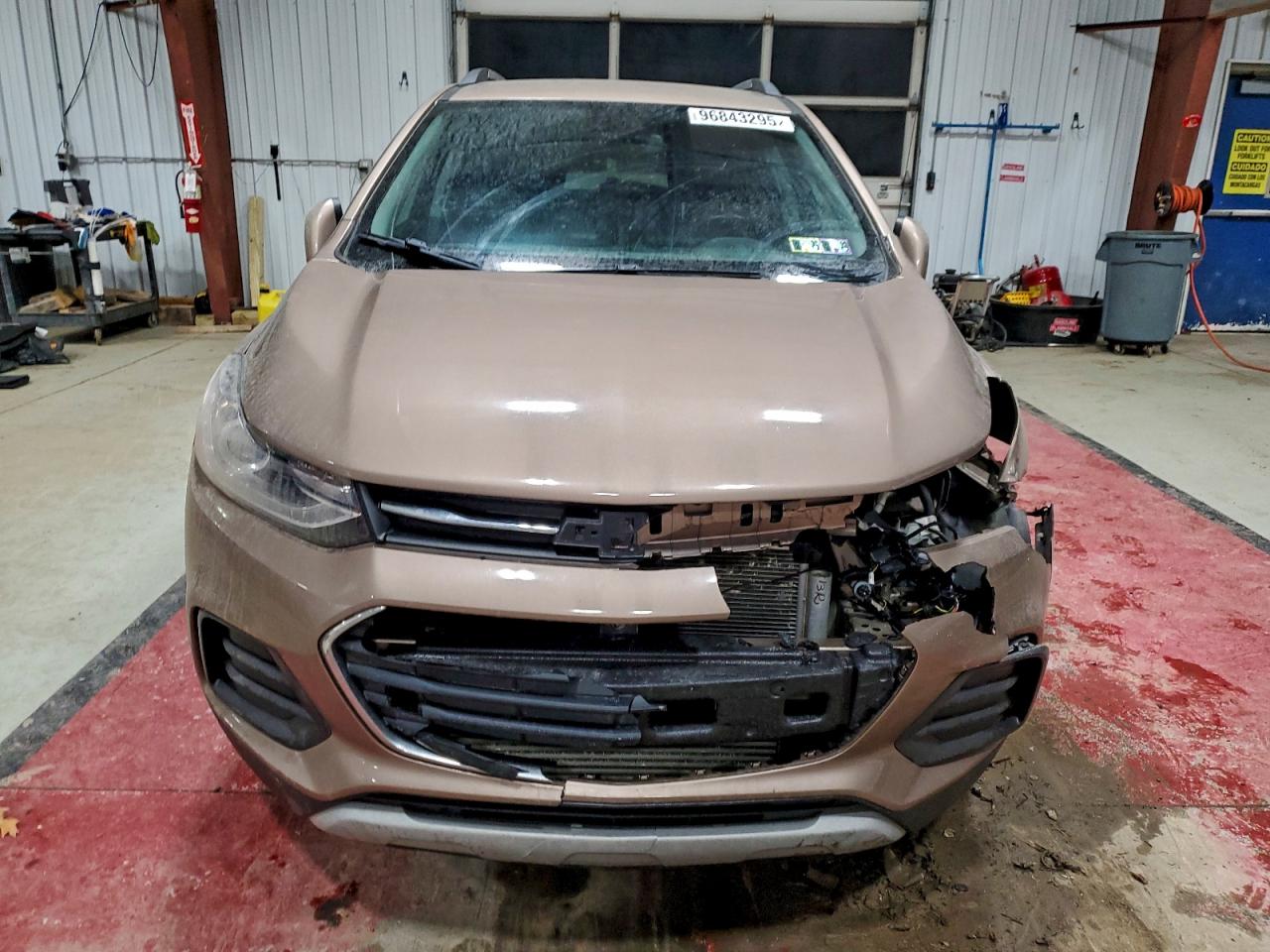 2018 CHEVROLET TRAX 1LT photo 5