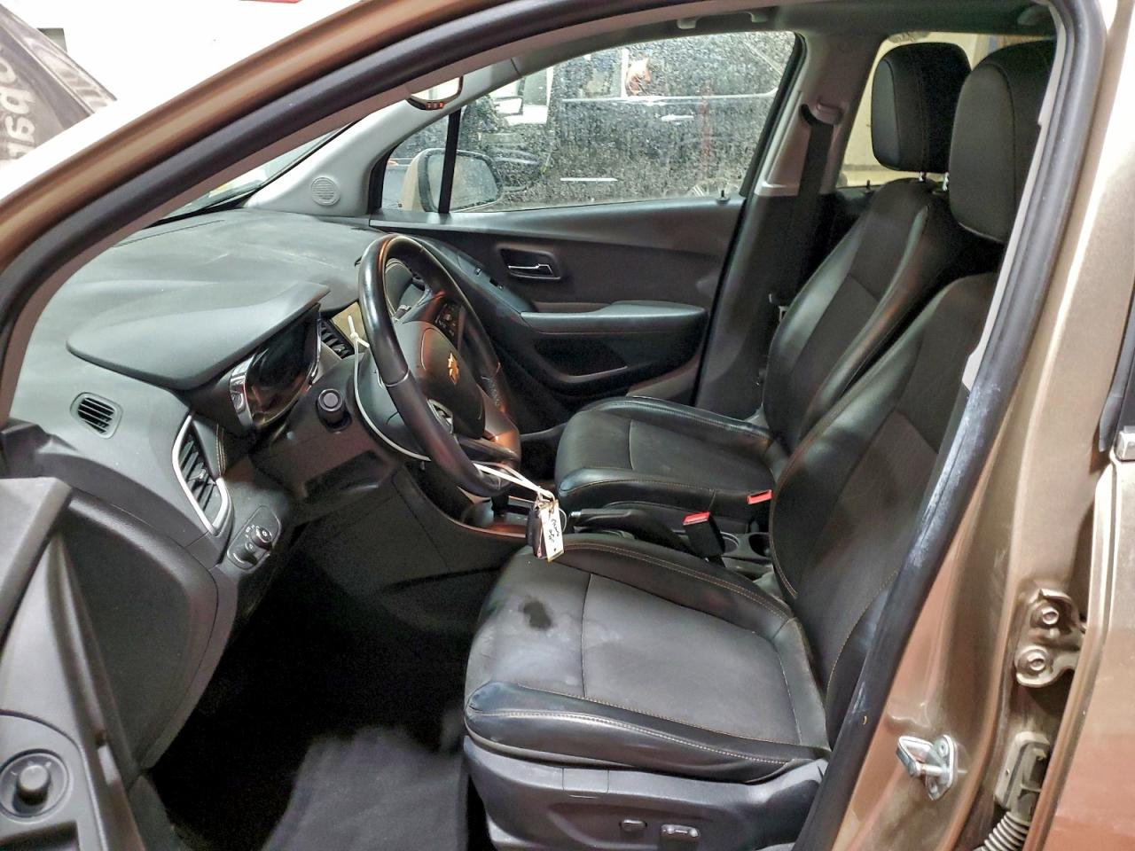 2018 CHEVROLET TRAX 1LT photo 7