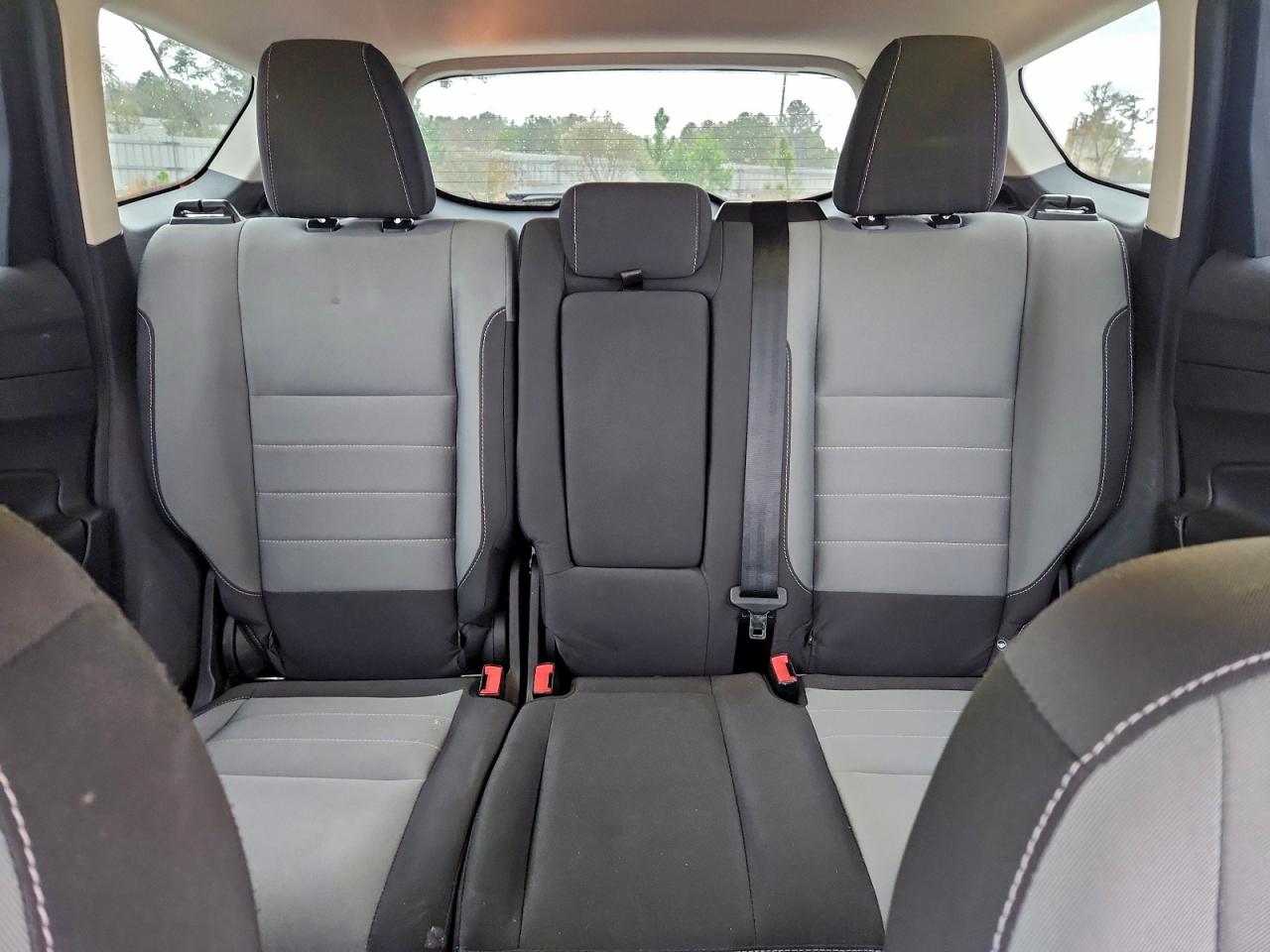 2016 FORD ESCAPE SE photo 10