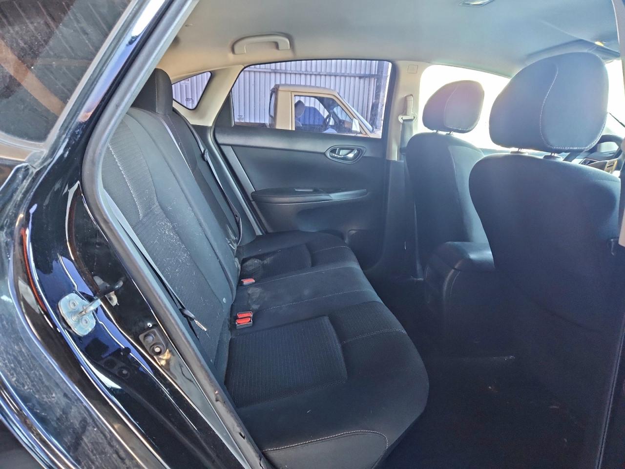 2017 NISSAN SENTRA S photo 10