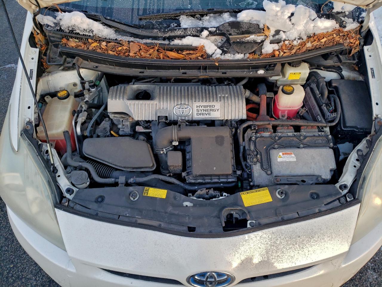 2010 TOYOTA PRIUS photo 11
