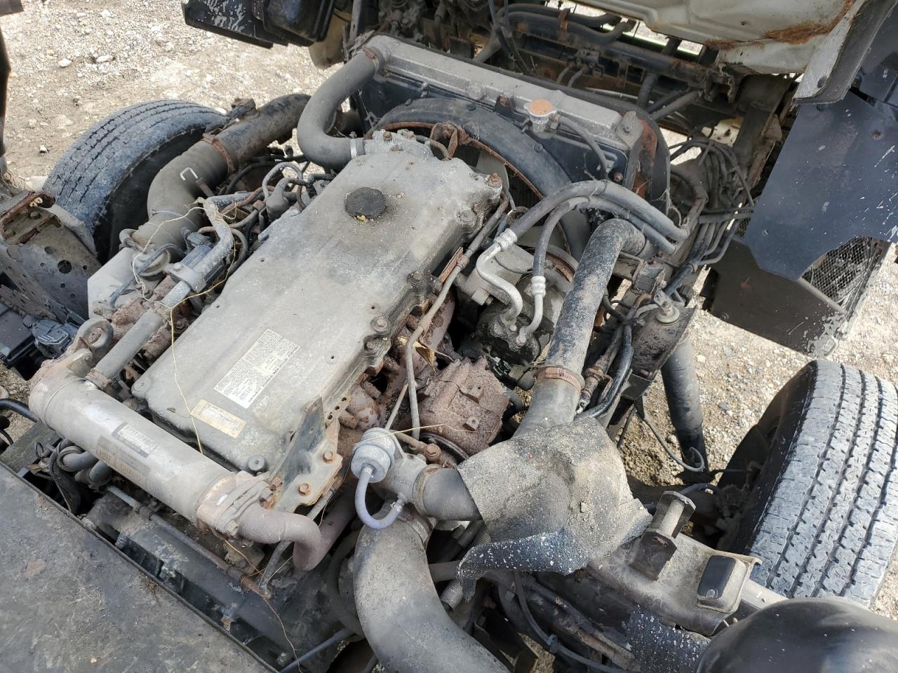 2007 ISUZU NPR photo 11