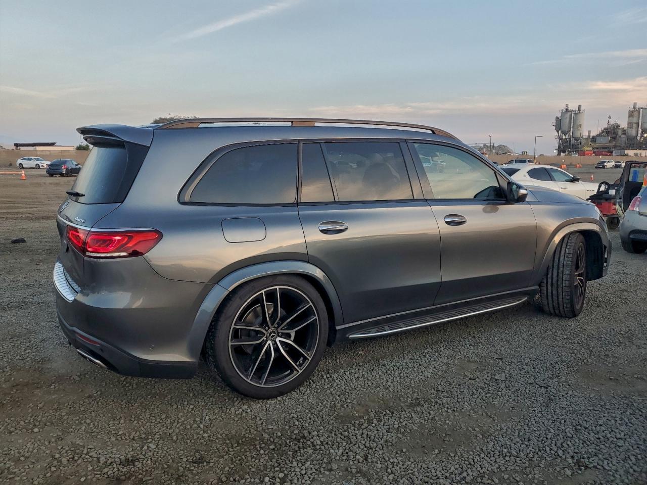 2020 MERCEDES-BENZ GLS 580 4MATIC photo 3
