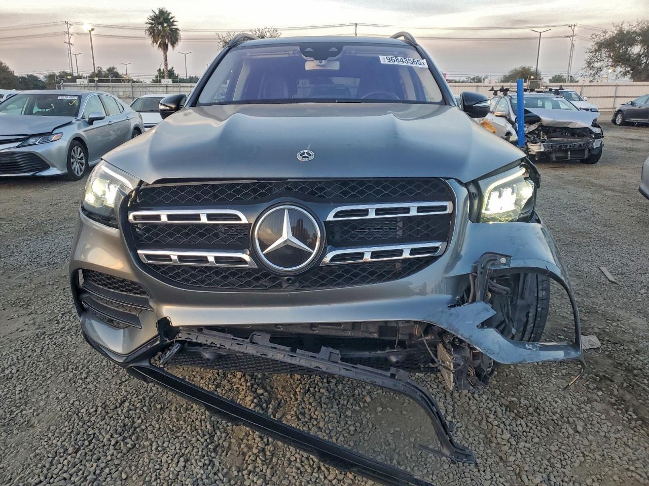2020 MERCEDES-BENZ GLS 580 4MATIC photo 5