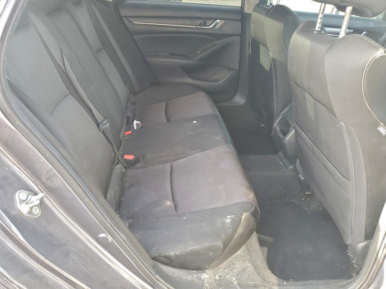 2020 HONDA ACCORD LX photo 10