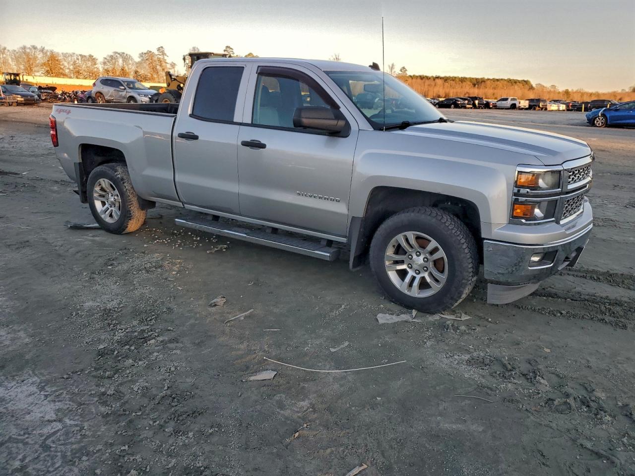 2014 CHEVROLET SILVERADO K1500 LT photo 4