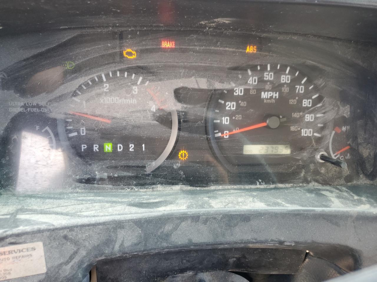 2009 ISUZU NPR photo 9