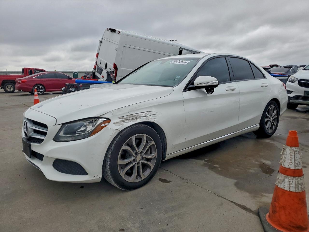 2015 MERCEDES-BENZ C