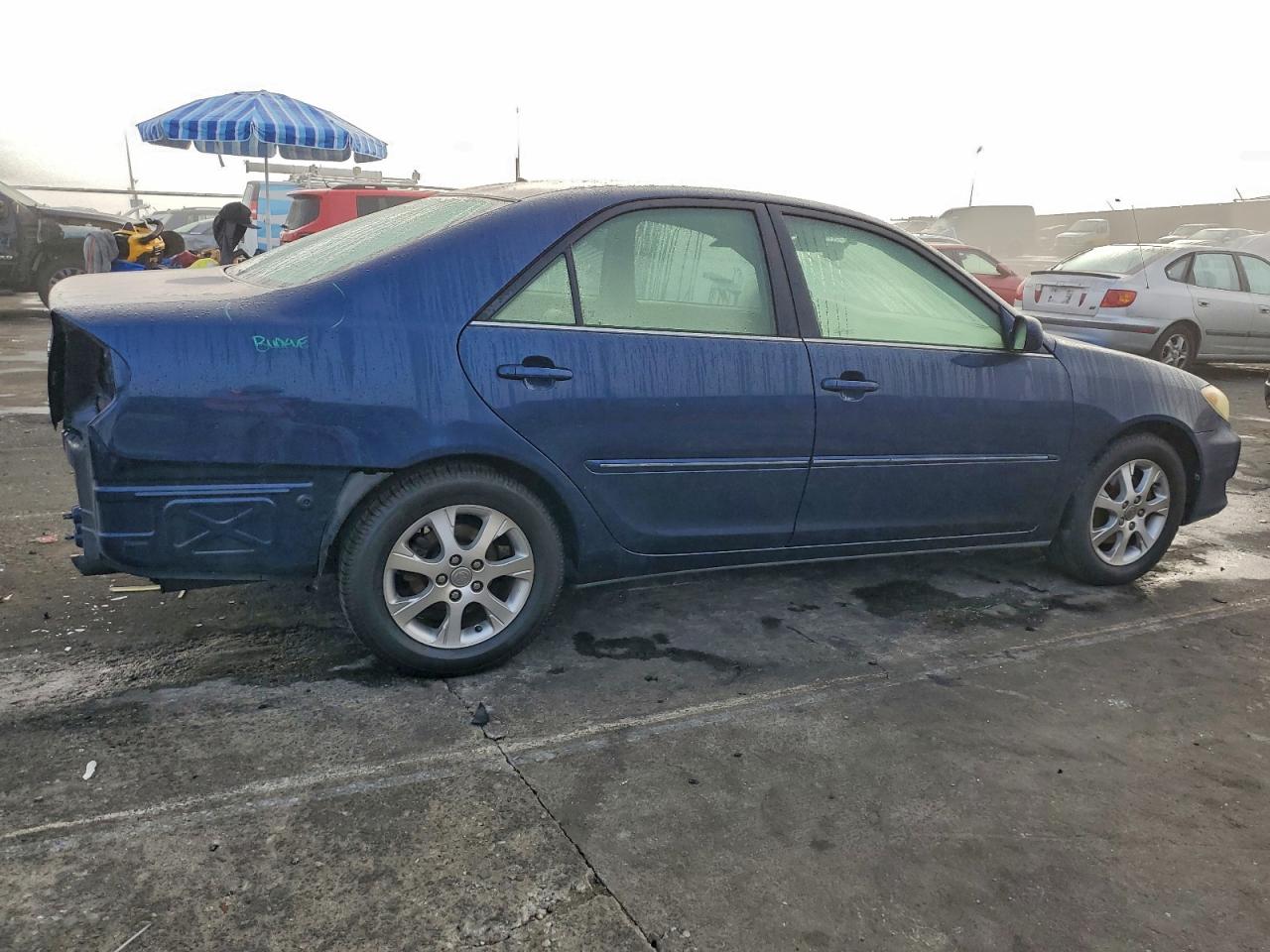 2006 TOYOTA CAMRY LE photo 3