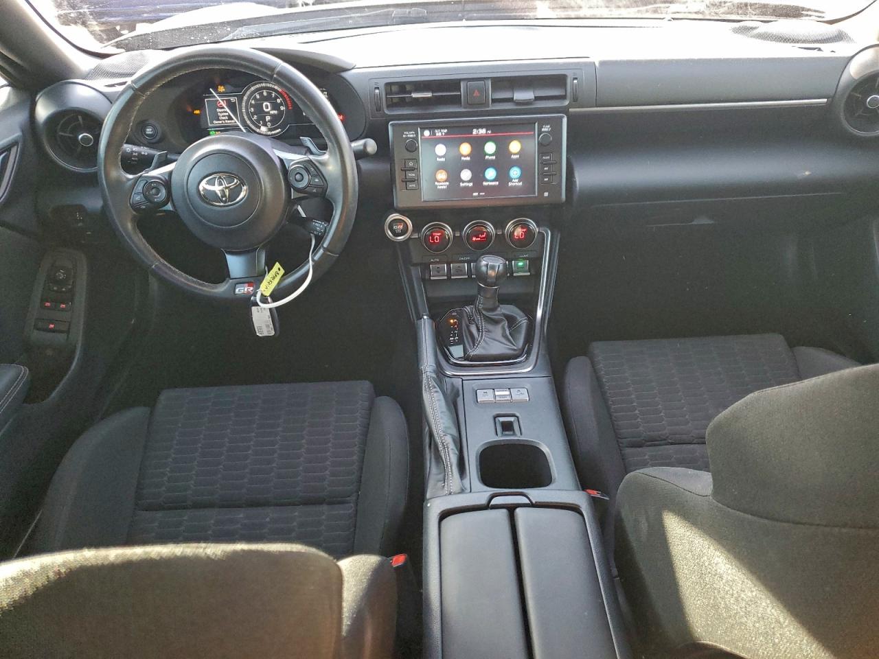 2023 TOYOTA GR 86 photo 8