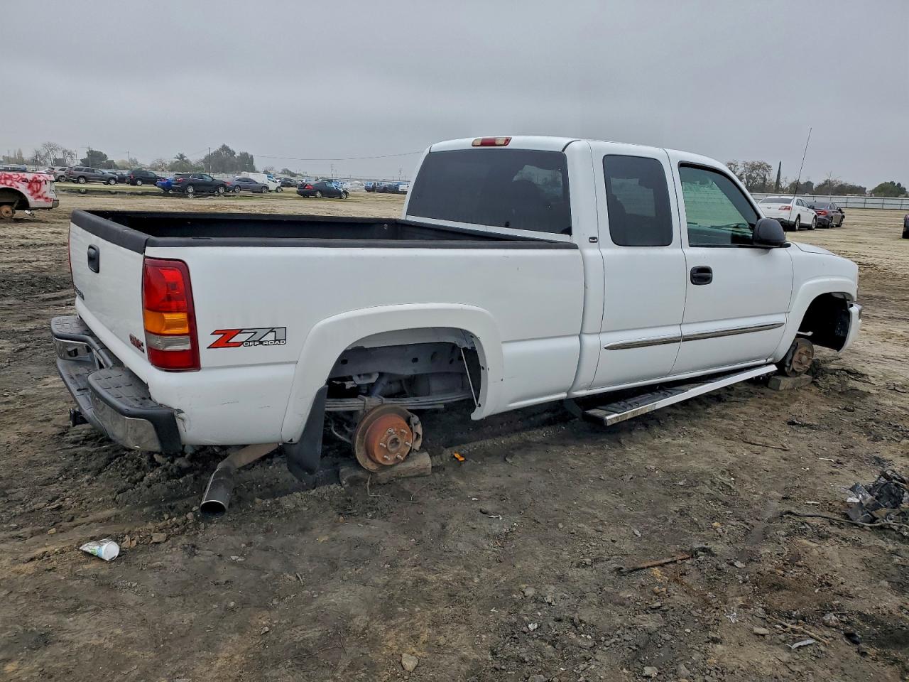 2003 GMC NEW SIERRA K1500 photo 3