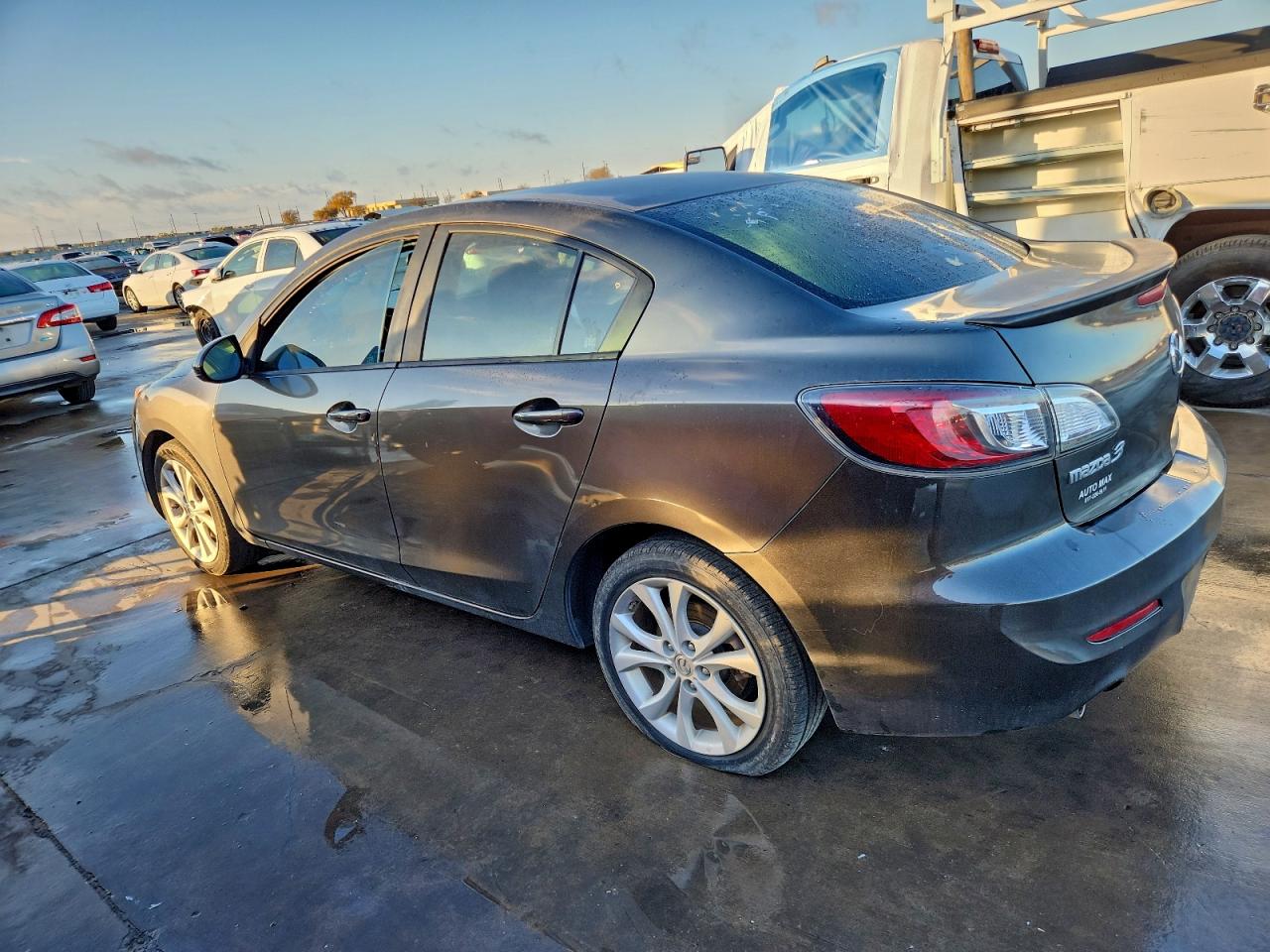 2010 MAZDA 3 S photo 2