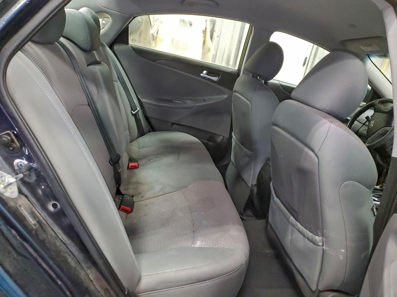 2014 HYUNDAI SONATA GLS photo 10
