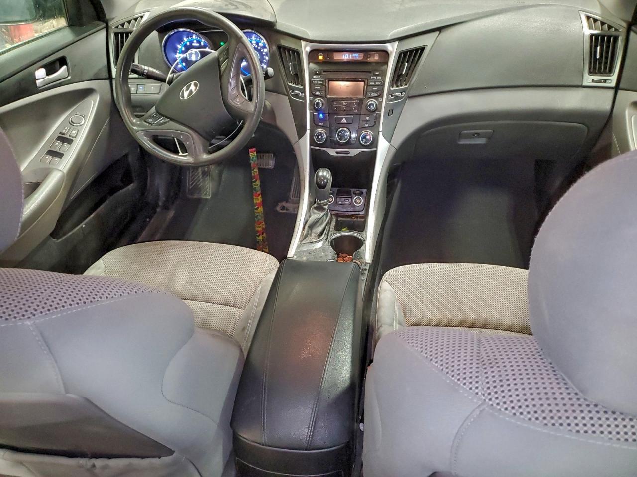 2014 HYUNDAI SONATA GLS photo 8