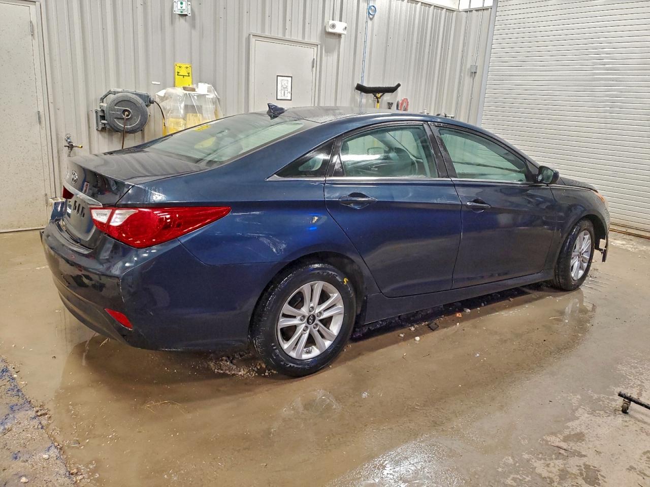 2014 HYUNDAI SONATA GLS photo 3