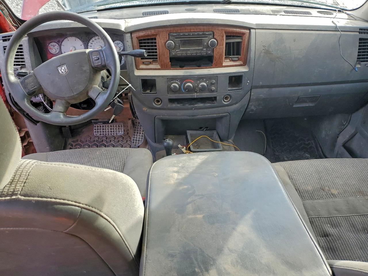 2006 DODGE RAM 2500 ST photo 8