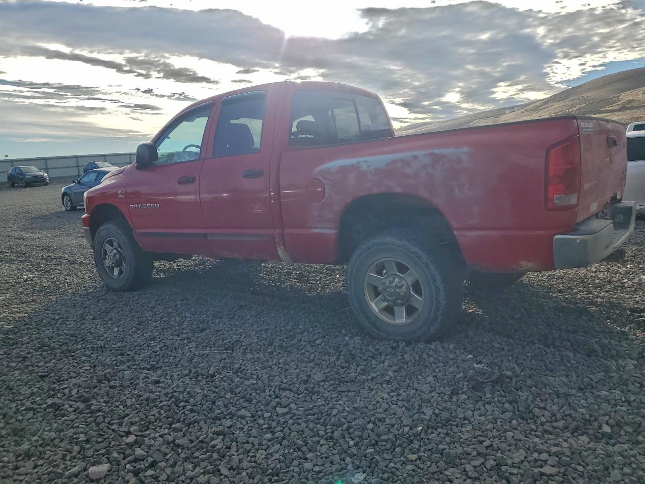 2006 DODGE RAM 2500 ST photo 2